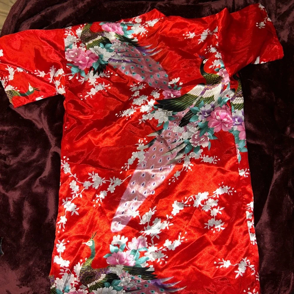 Red Satin Robe - Picture 3 of 3